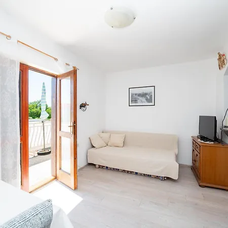 Apartman With Parking Space Biograd Na Moru, Biograd - 25827 Biograd na Moru