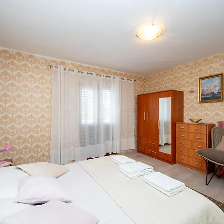 Apartments With Parking Space Biograd Na Moru - 25827 Apartamento *